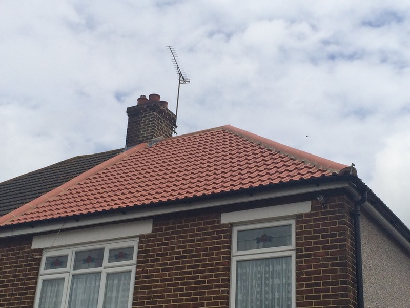 New Tiled Roof In Stifford Clays
